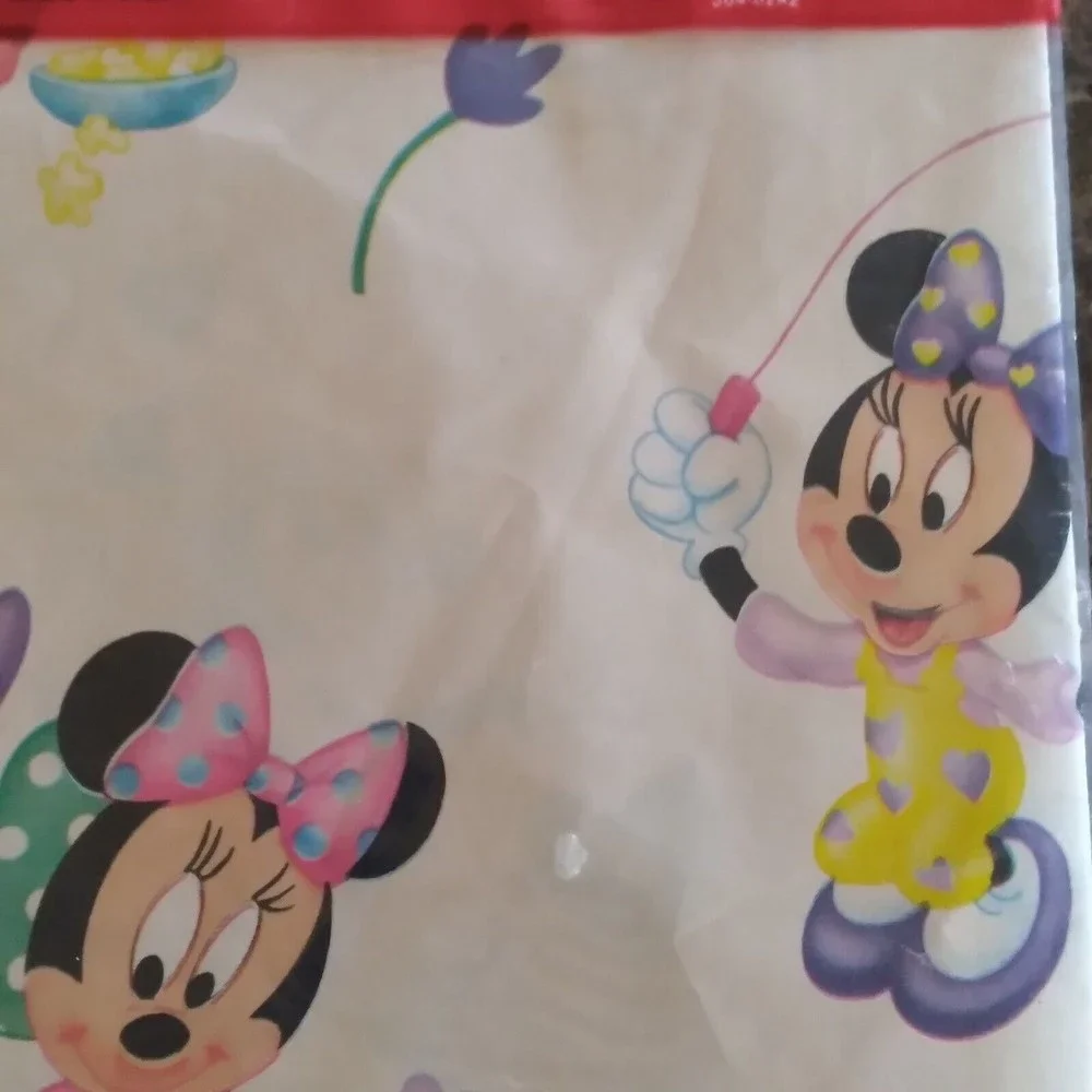 Vintage New Sealed Disney Minnie Mouse Gift Wrapping Paper 8.3 Sq Ft